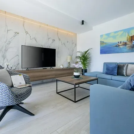 Valentina In - Haus Fuer 8-9 Personen