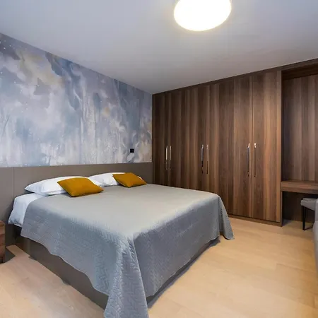 Valentina In - Haus Fuer 8-9 Personen