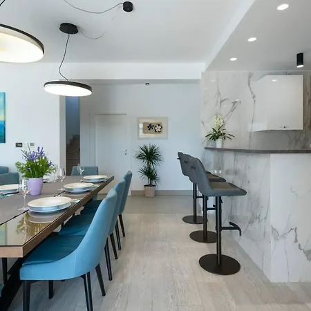 Villa Valentina In - Haus Fuer 8-9 Personen