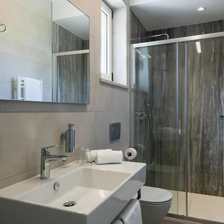 Villa Valentina In - Haus Fuer 8-9 Personen Krnica