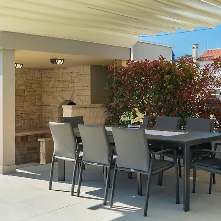 Villa Valentina In - Haus Fuer 8-9 Personen